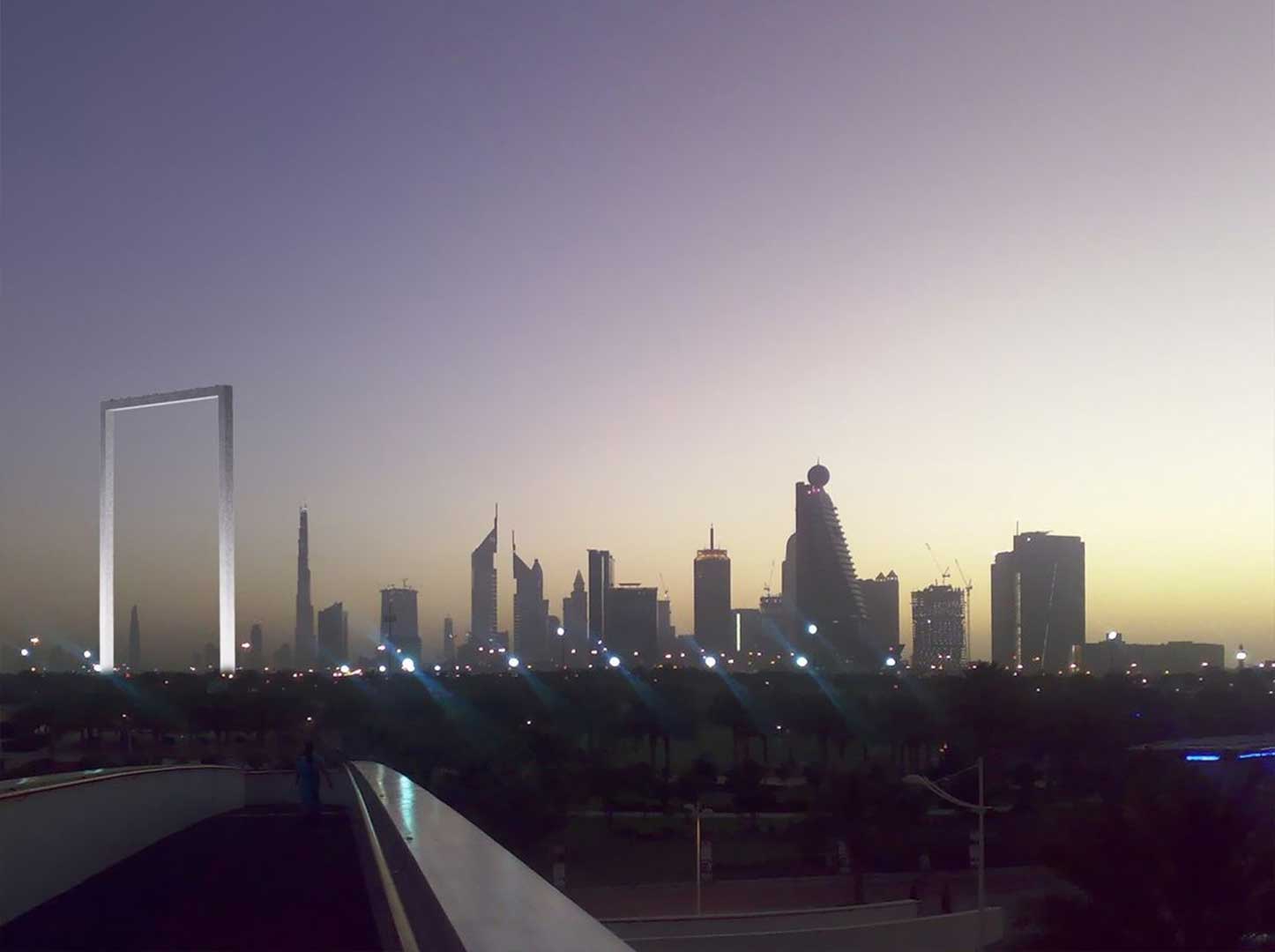دبی - جاذبه‌‌های دبی - نورپردازی - مجسمه‌سازی
